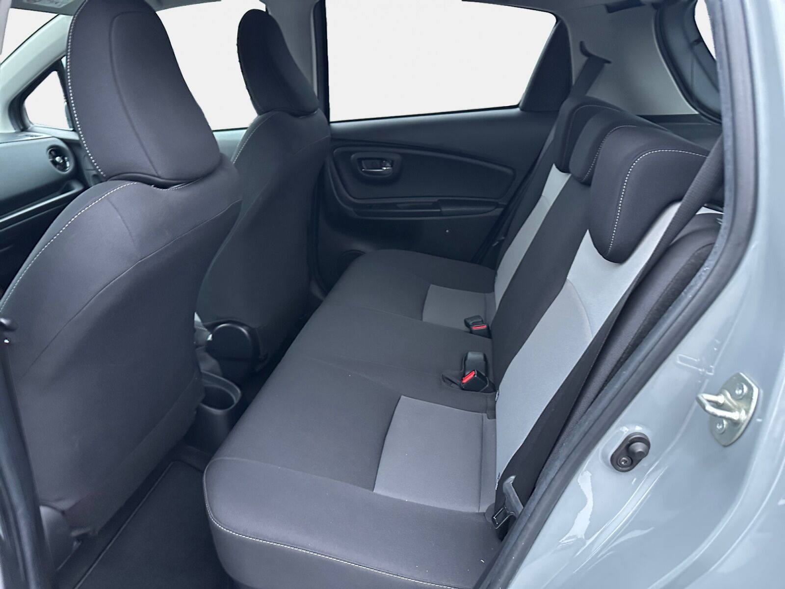 Billede af Toyota Yaris 1,5 Hybrid H2 Premium E-CVT 100HK 5d Trinl. Gear