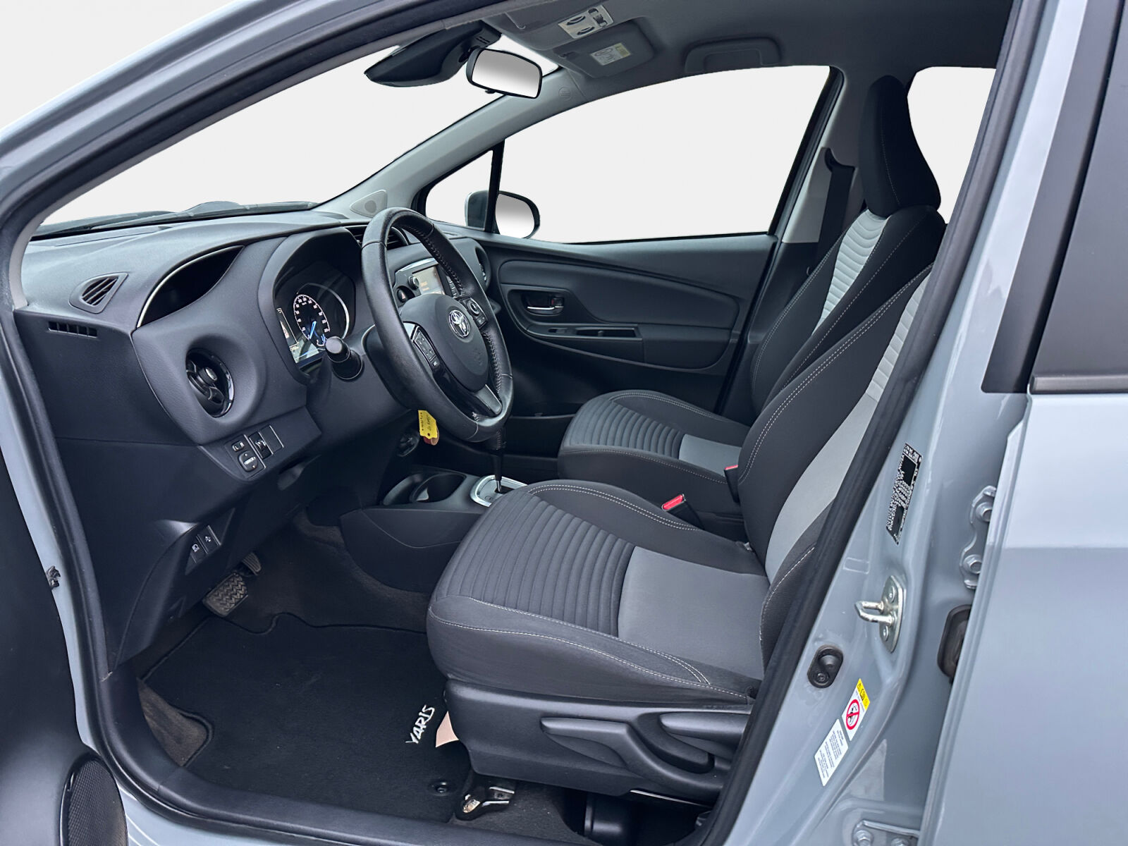 Billede af Toyota Yaris 1,5 Hybrid H2 Premium E-CVT 100HK 5d Trinl. Gear