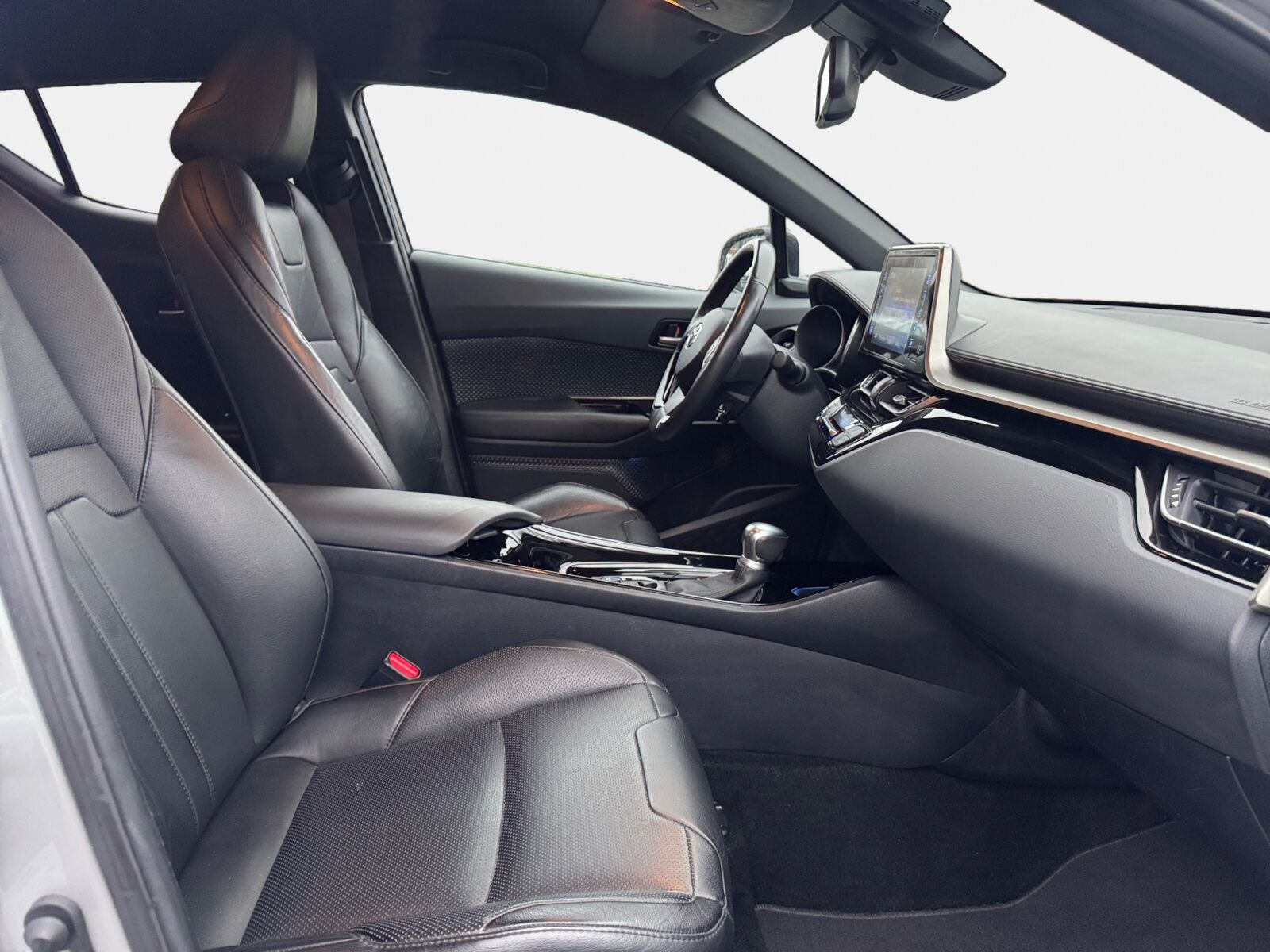 Billede af Toyota C-HR 1,8 Hybrid C-LUB Selected + Premium Multidrive S 122HK 5d Aut.