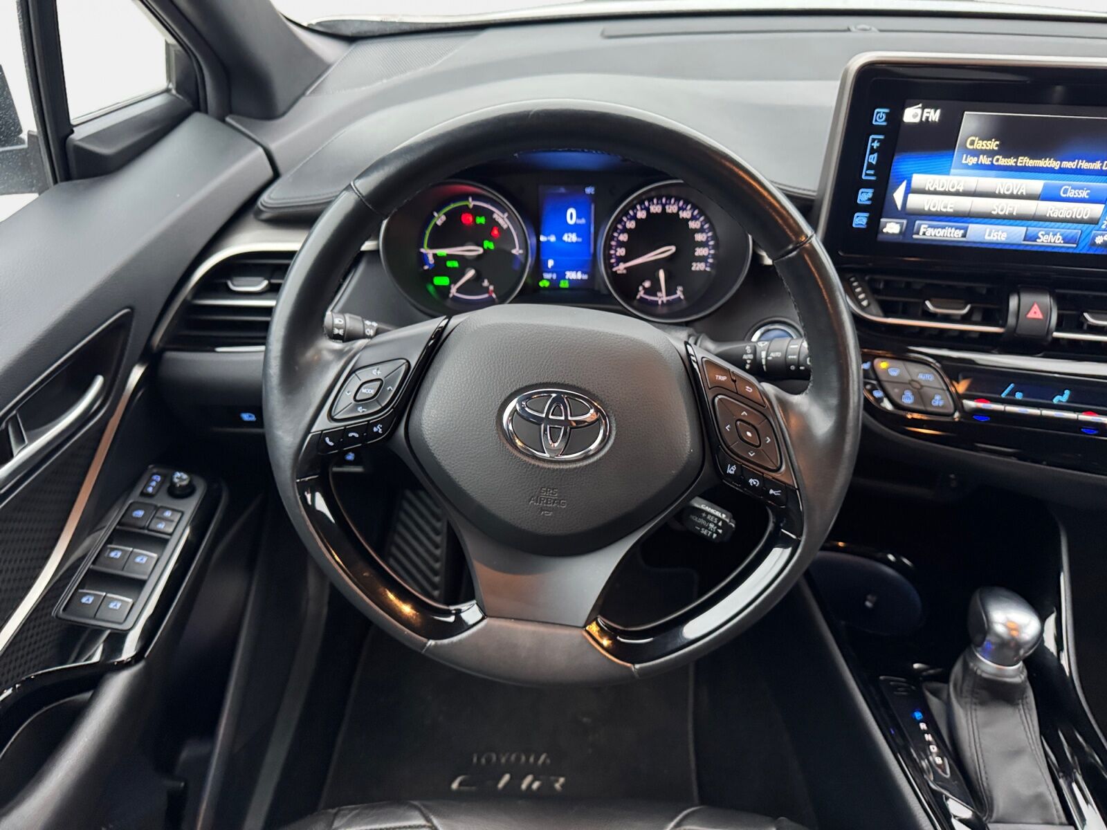 Billede af Toyota C-HR 1,8 Hybrid C-LUB Selected + Premium Multidrive S 122HK 5d Aut.