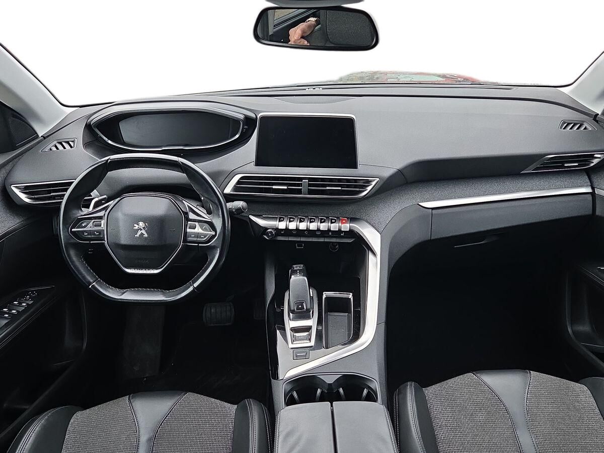 Billede af Peugeot 5008 1,2 e-THP Allure EAT6 130HK 5d 6g Aut.