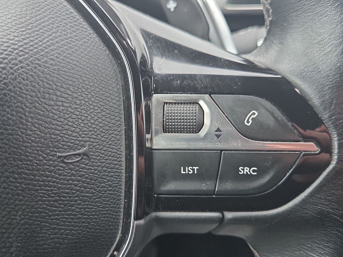 Billede af Peugeot 5008 1,2 e-THP Allure EAT6 130HK 5d 6g Aut.