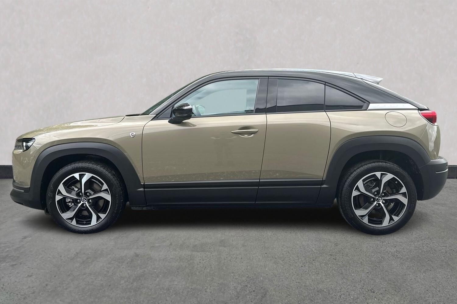 Billede af Mazda MX-30 0,8 e-Skyactiv R-EV  Plugin-hybrid Makoto 170HK 5d Trinl. Gear