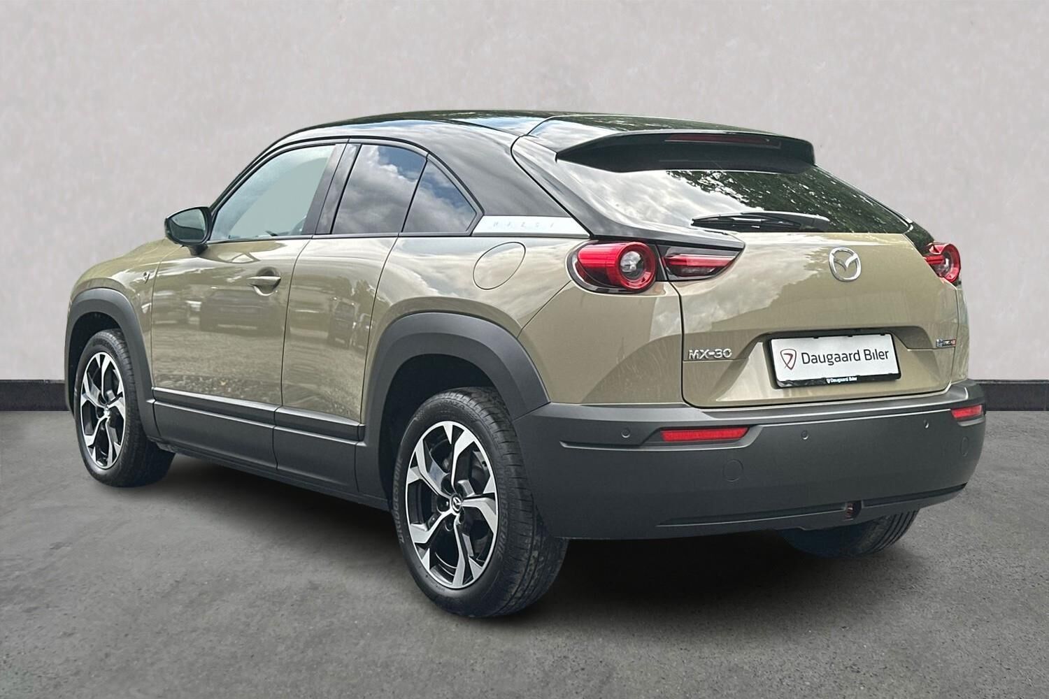 Billede af Mazda MX-30 0,8 e-Skyactiv R-EV  Plugin-hybrid Makoto 170HK 5d Trinl. Gear