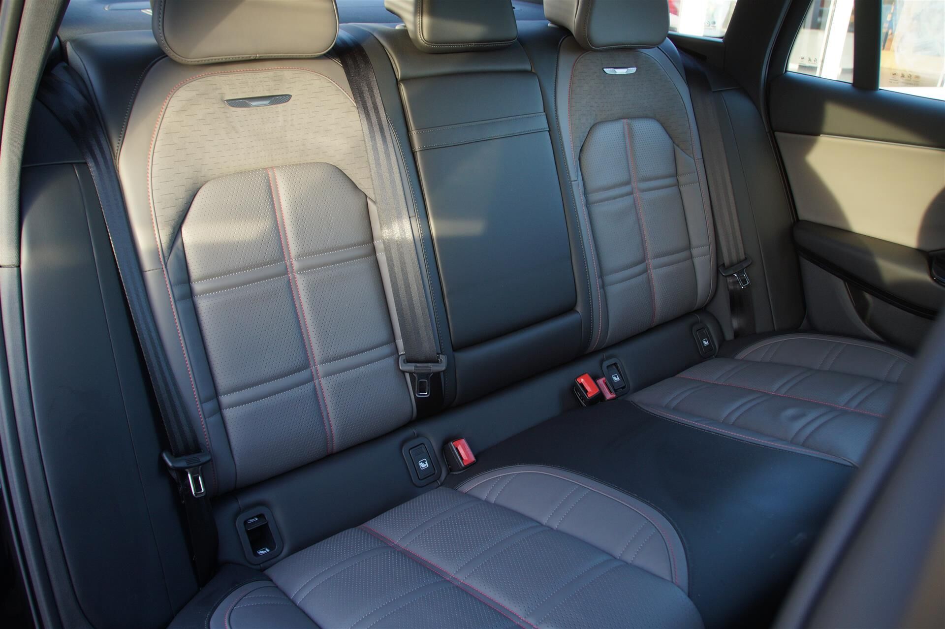 Billede af Hongqi EH7 EL Exclusive 339HK Aut.