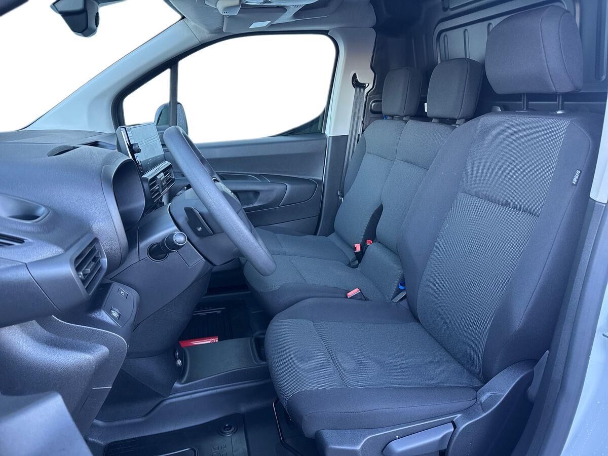 Billede af Toyota Proace City Electric Long EL Comfort 2 Skydedøre 136HK Van Aut.