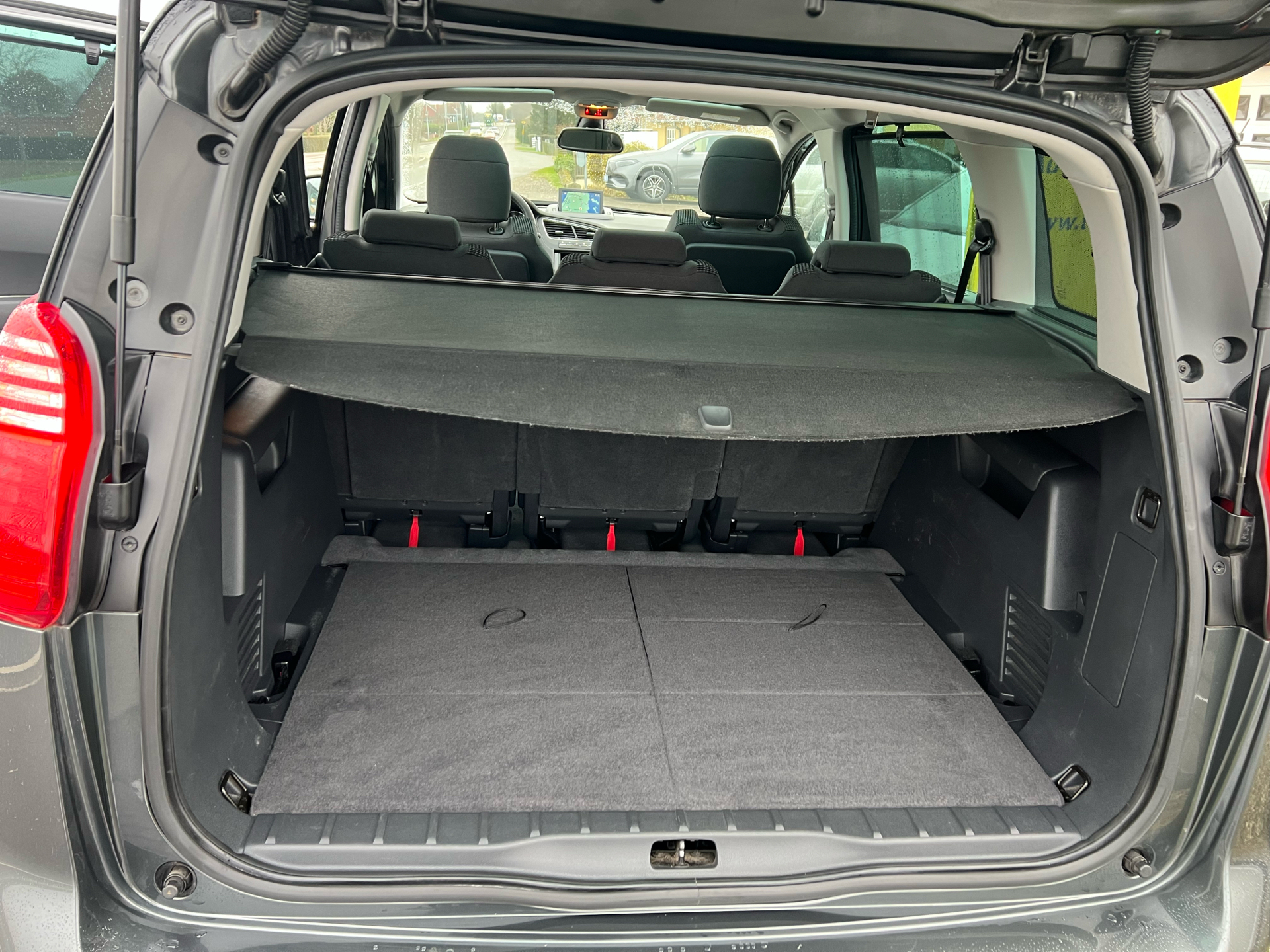 Billede af Peugeot 5008 1,6 BlueHDi Allure 120HK 6g