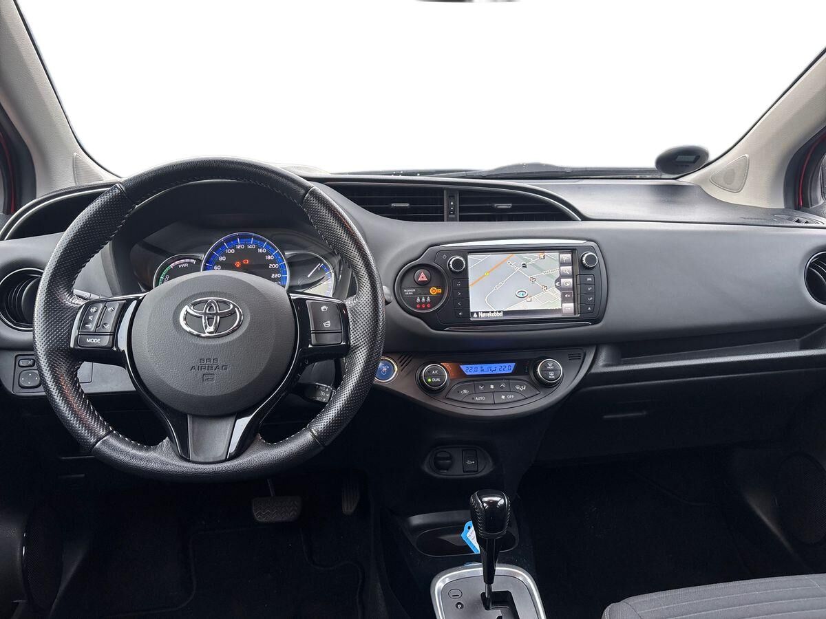 Billede af Toyota Yaris 1,5 Hybrid H2 Style E-CVT 100HK 5d Trinl. Gear