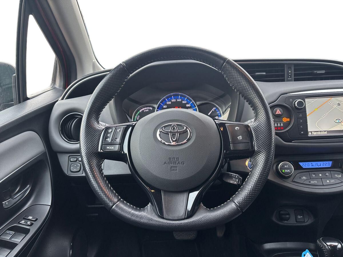 Billede af Toyota Yaris 1,5 Hybrid H2 Style E-CVT 100HK 5d Trinl. Gear