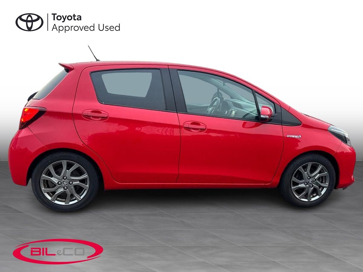 Billede af Toyota Yaris 1,5 Hybrid H2 Style E-CVT 100HK 5d Trinl. Gear