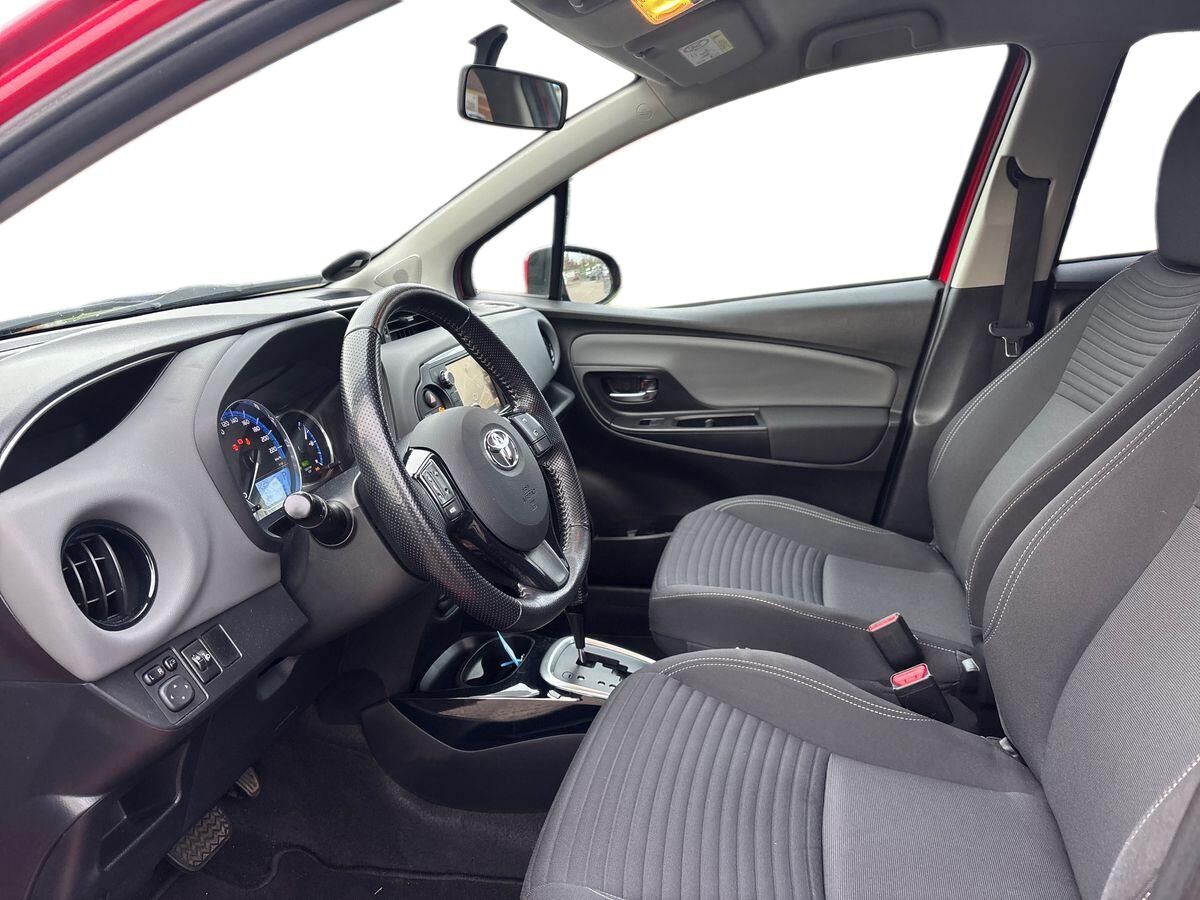 Billede af Toyota Yaris 1,5 Hybrid H2 Style E-CVT 100HK 5d Trinl. Gear