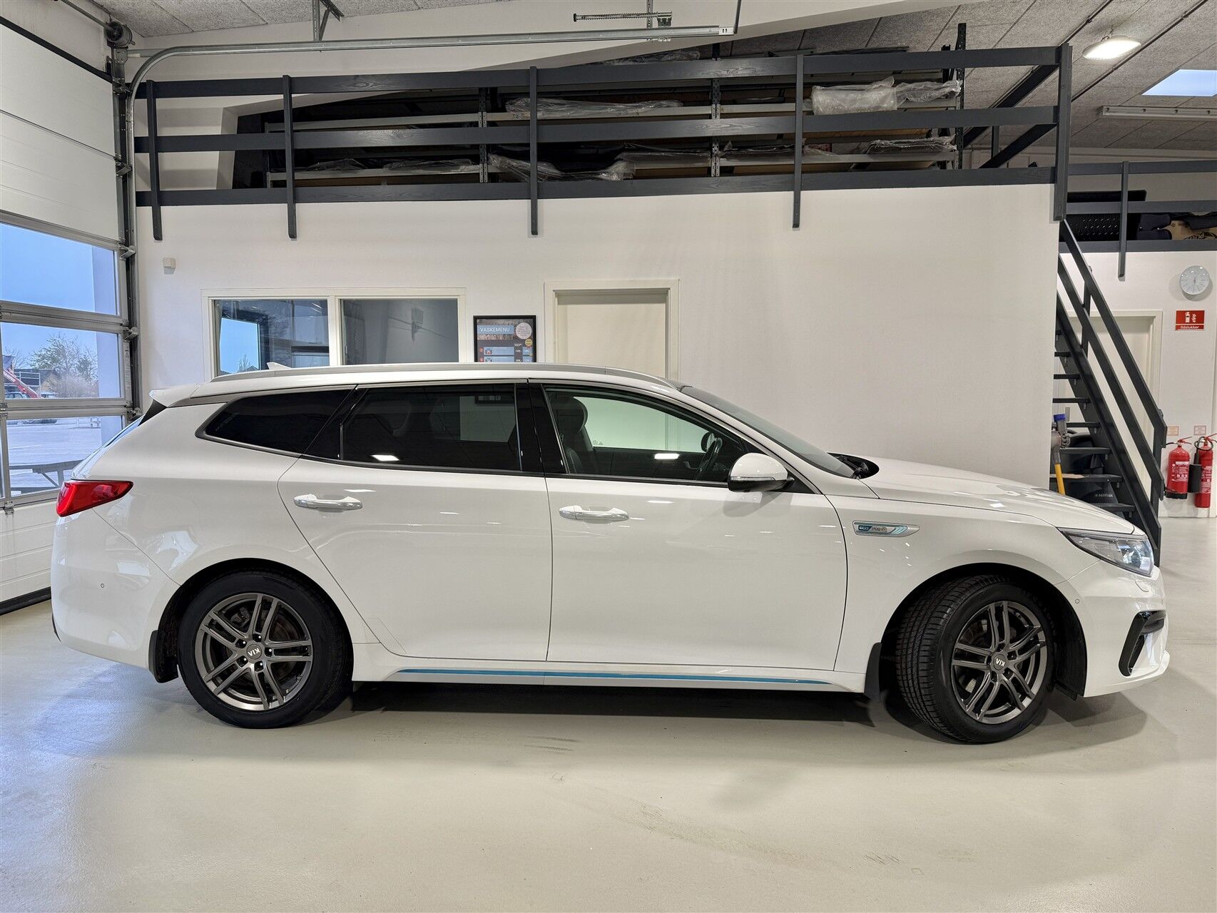 Billede af Kia Optima SW 2,0 GDI  Plugin-hybrid 205HK Stc 6g Aut.