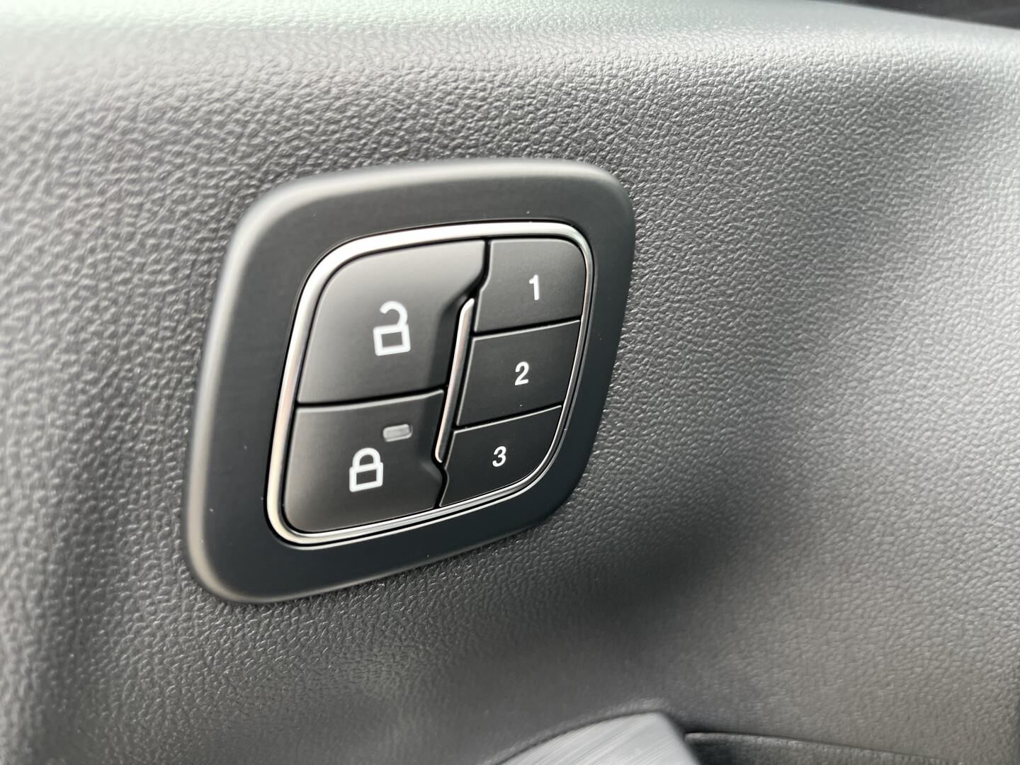 Billede af Ford Kuga 2,5 Plugin-hybrid Active X CVT 243HK 5d Aut.