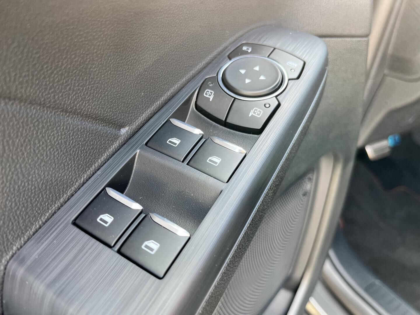 Billede af Ford Kuga 2,5 Plugin-hybrid ST-Line X CVT 243HK 5d Aut.