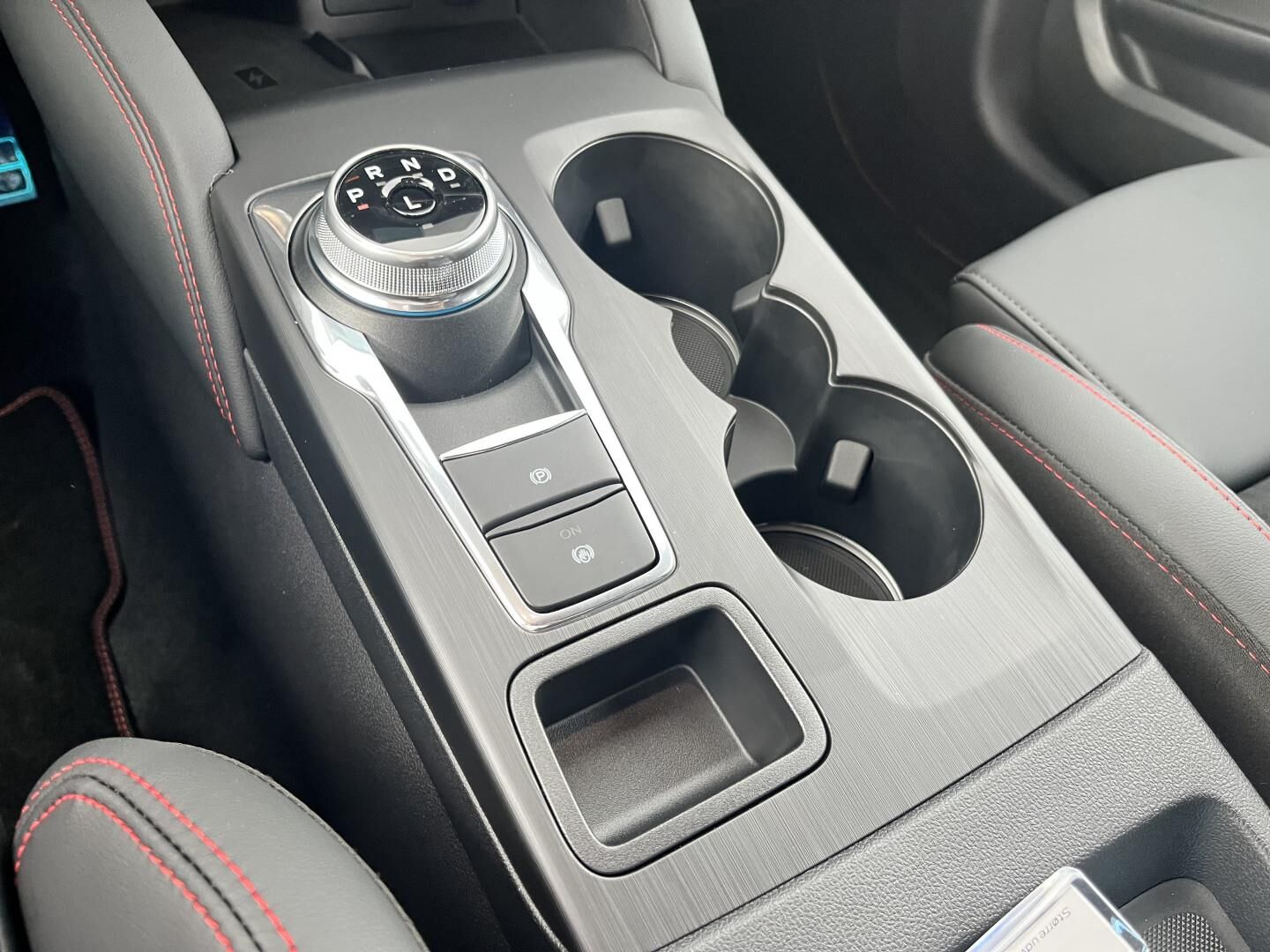 Billede af Ford Kuga 2,5 Plugin-hybrid ST-Line X CVT 243HK 5d Aut.