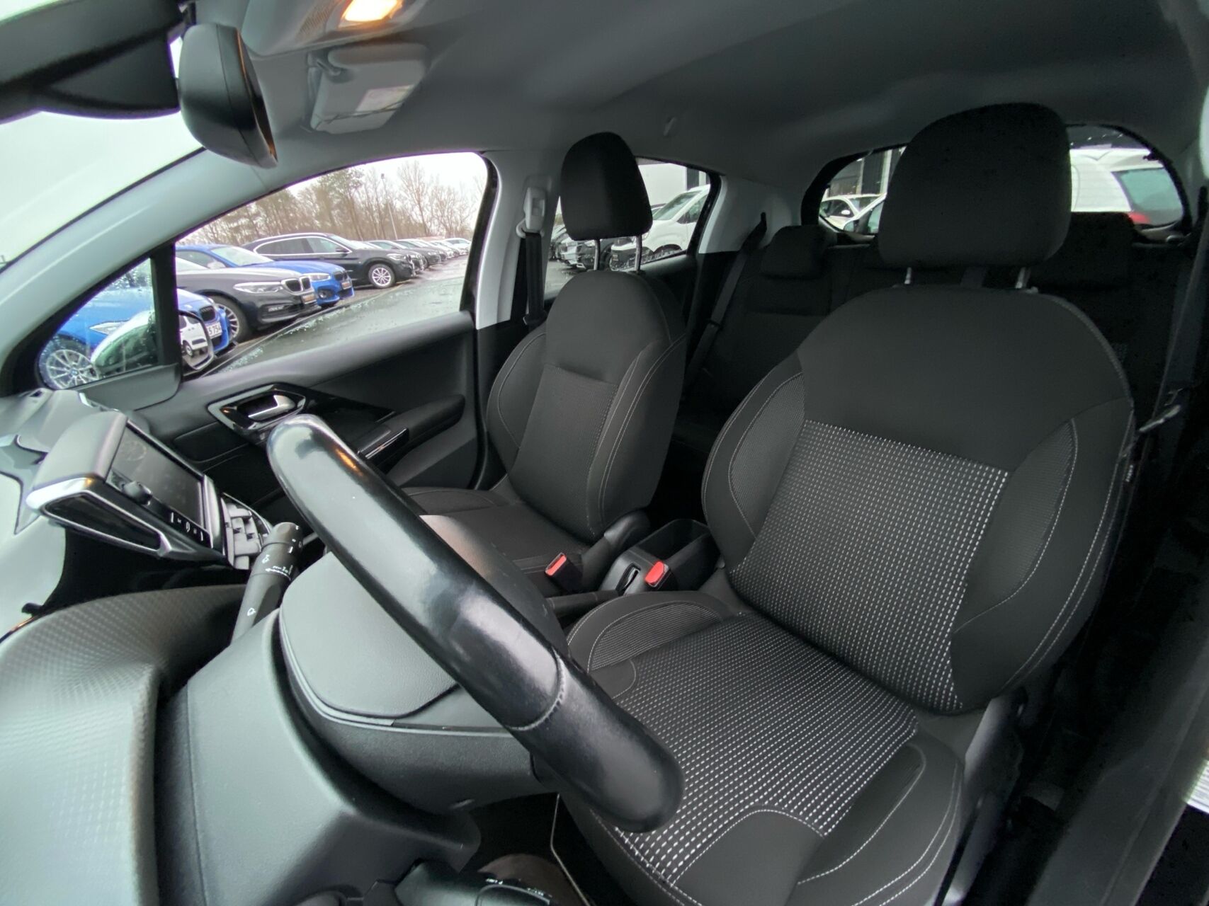 Billede af Peugeot 208 1,2 VTi Selection 82HK 5d