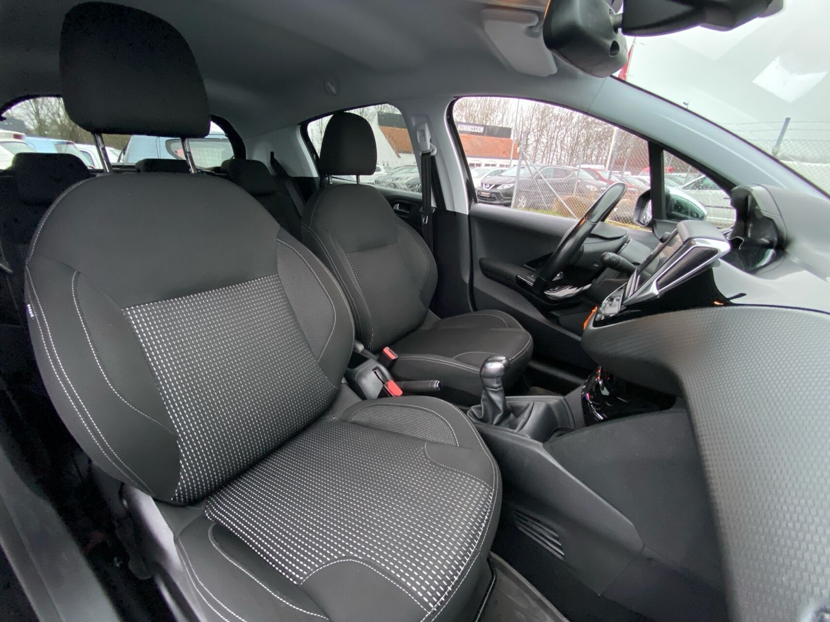 Billede af Peugeot 208 1,2 VTi Selection 82HK 5d