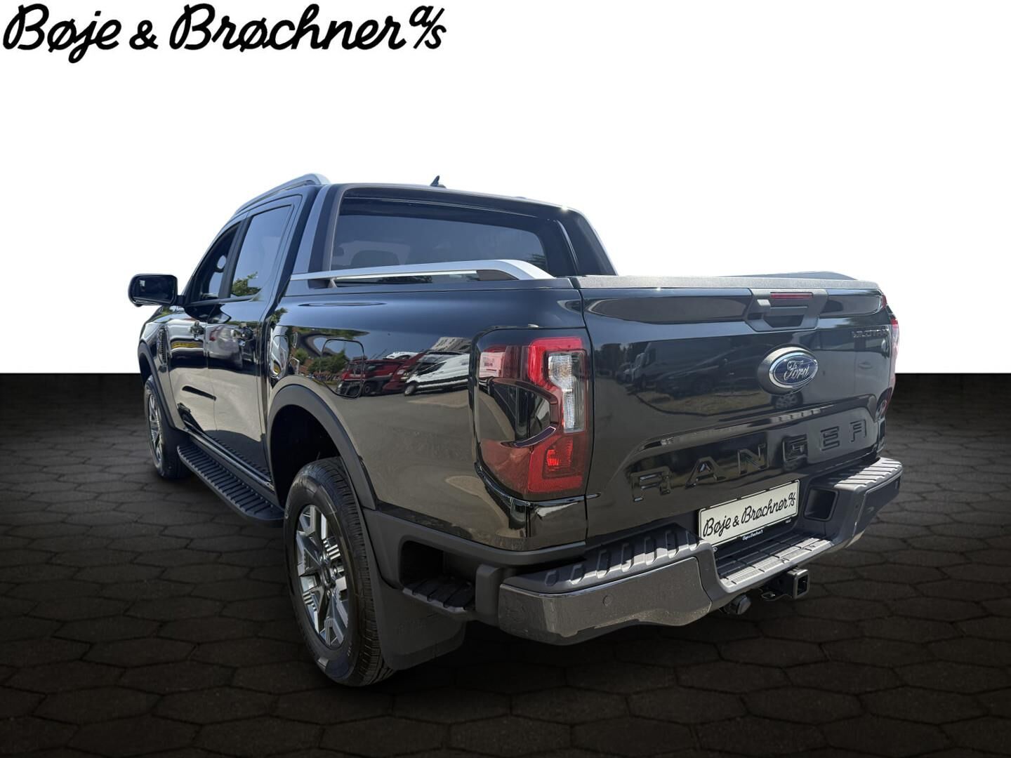 Billede af Ford Ranger Double Cab 2,3 EcoBoost Hybrid Wildtrak e-4WD 281HK Pick-Up 10g Aut.