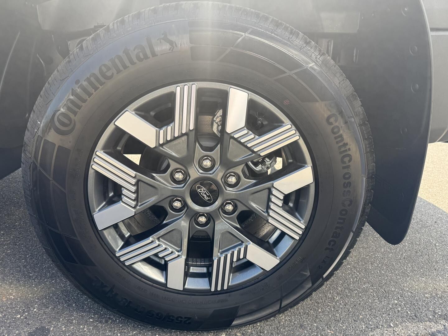 Billede af Ford Ranger Double Cab 2,3 EcoBoost Hybrid Wildtrak e-4WD 281HK Pick-Up 10g Aut.