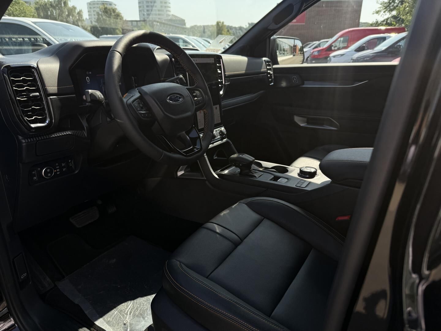 Billede af Ford Ranger Double Cab 2,3 EcoBoost Hybrid Wildtrak e-4WD 281HK Pick-Up 10g Aut.