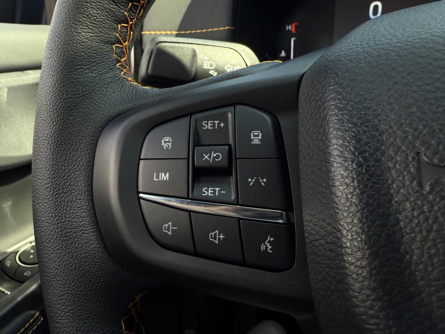 Billede af Ford Ranger Double Cab 2,3 EcoBoost Hybrid Wildtrak e-4WD 281HK Pick-Up 10g Aut.