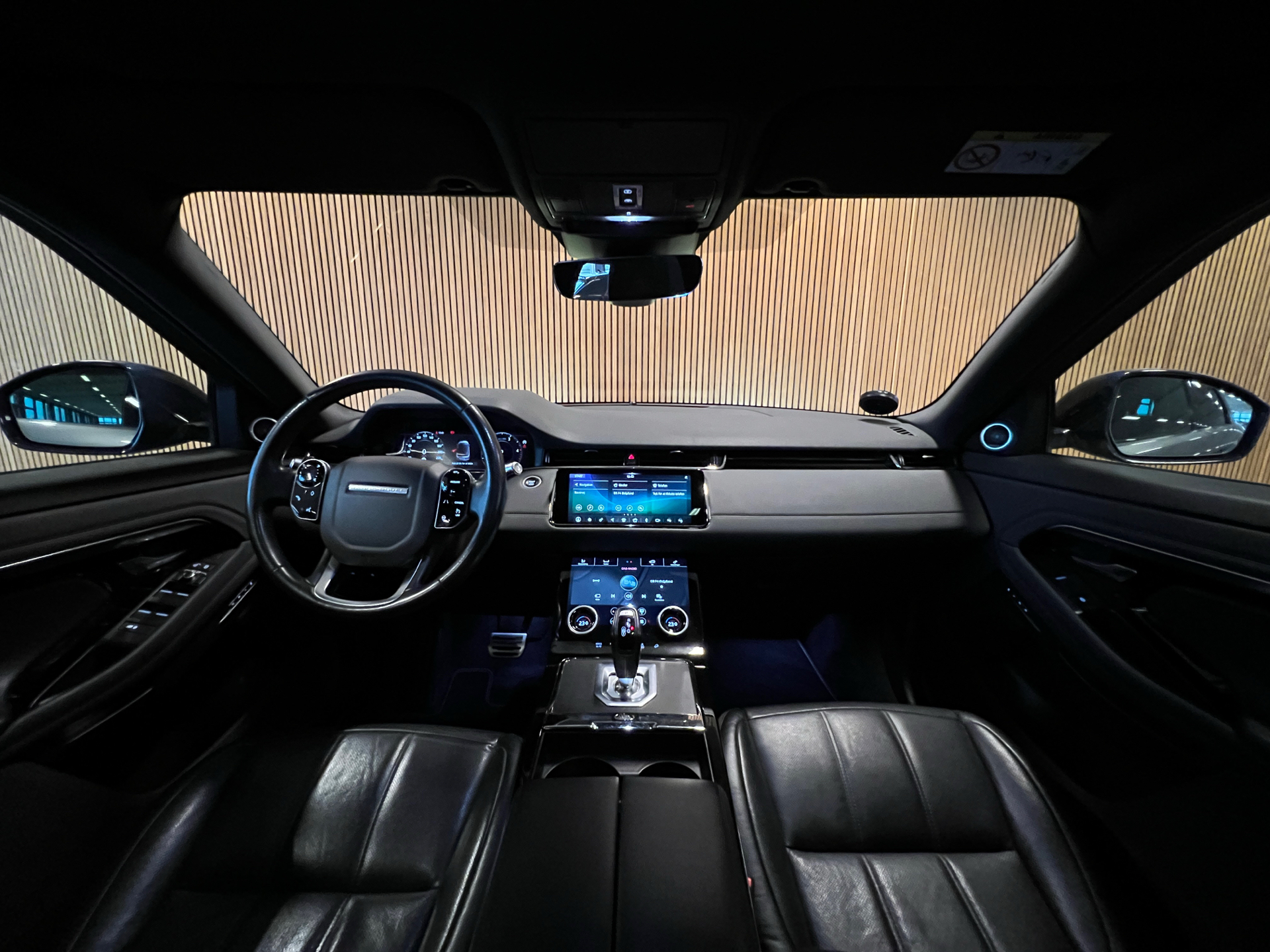 Billede af Land Rover Range Rover Evoque 2,0 TD4  Mild hybrid HSE Dynamic Pack 4x4 180HK 5d 9g Aut.