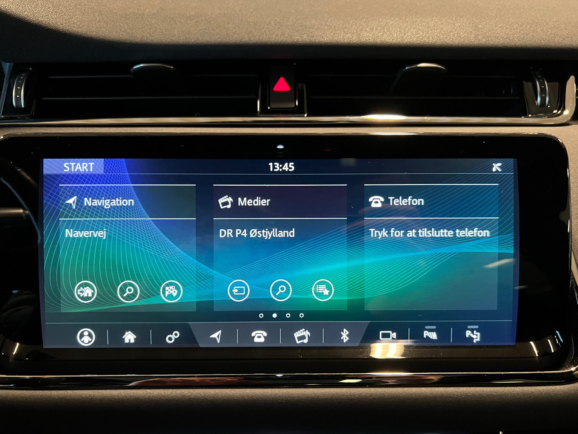 Billede af Land Rover Range Rover Evoque 2,0 TD4  Mild hybrid HSE Dynamic Pack 4x4 180HK 5d 9g Aut.