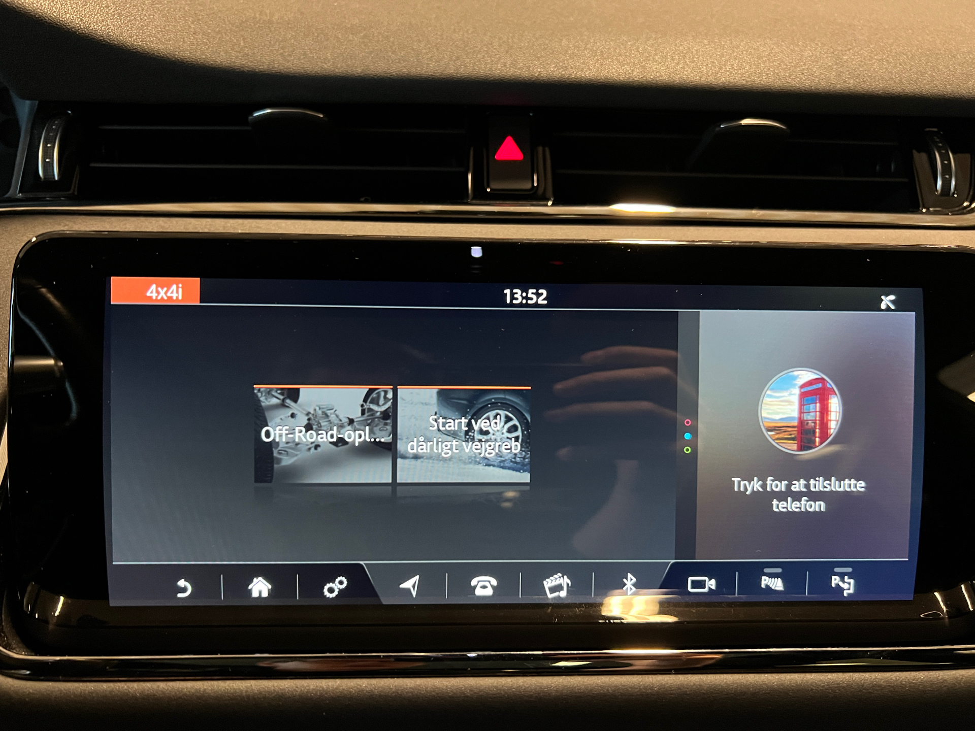 Billede af Land Rover Range Rover Evoque 2,0 TD4  Mild hybrid HSE Dynamic Pack 4x4 180HK 5d 9g Aut.