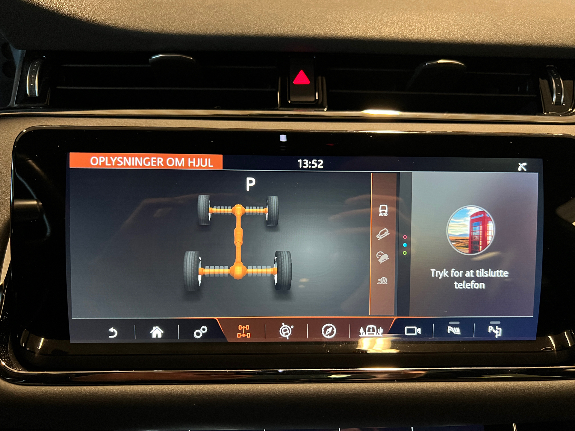 Billede af Land Rover Range Rover Evoque 2,0 TD4  Mild hybrid HSE Dynamic Pack 4x4 180HK 5d 9g Aut.