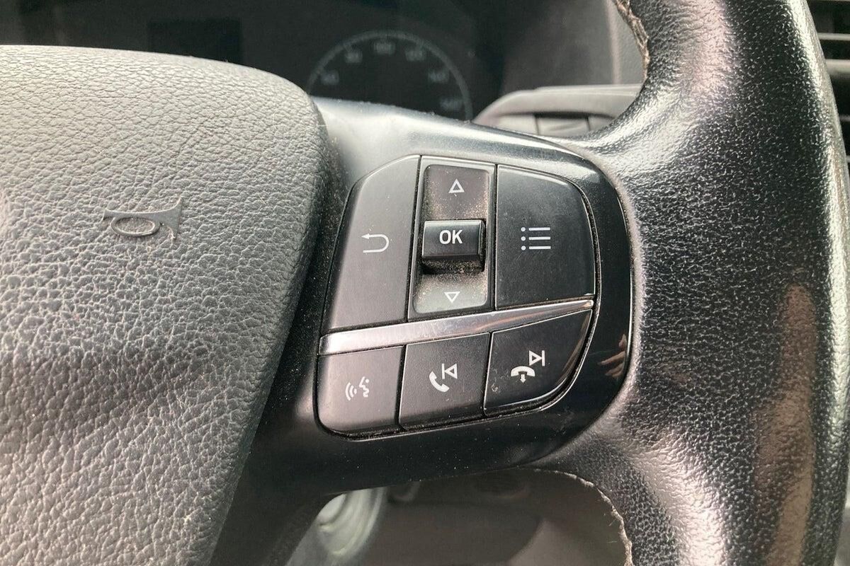 Billede af Ford Transit Custom 300 L1H1 2,0 TDCi Trend 130HK Van 6g Aut.