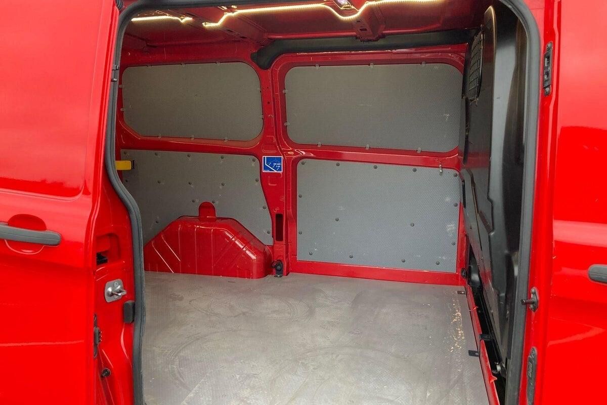 Billede af Ford Transit Custom 300 L1H1 2,0 TDCi Trend 130HK Van 6g Aut.