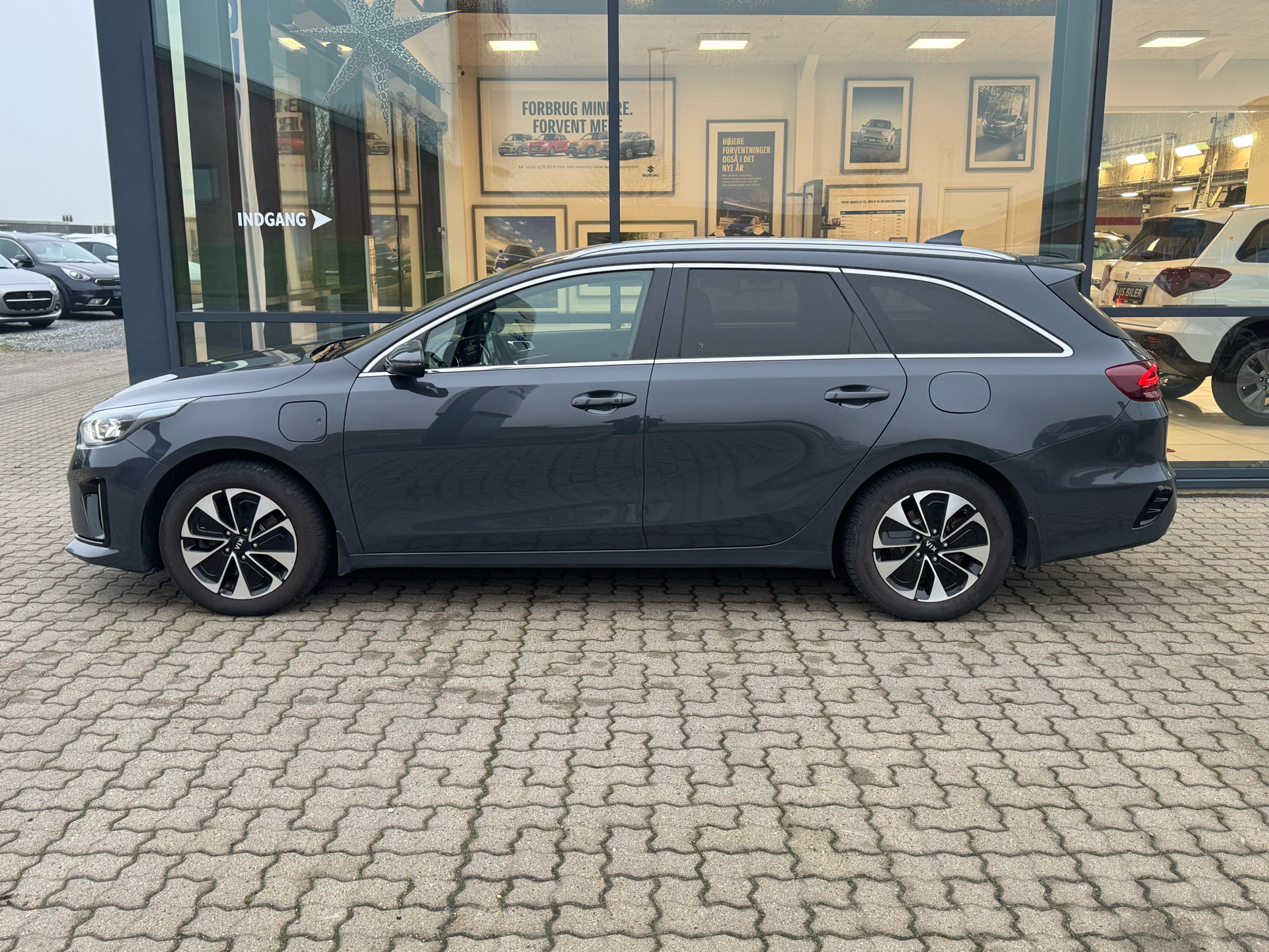 Billede af Kia Ceed SW 1,6 GDI PHEV  Plugin-hybrid Upgrade m/Plus DCT 141HK Stc 6g Aut.