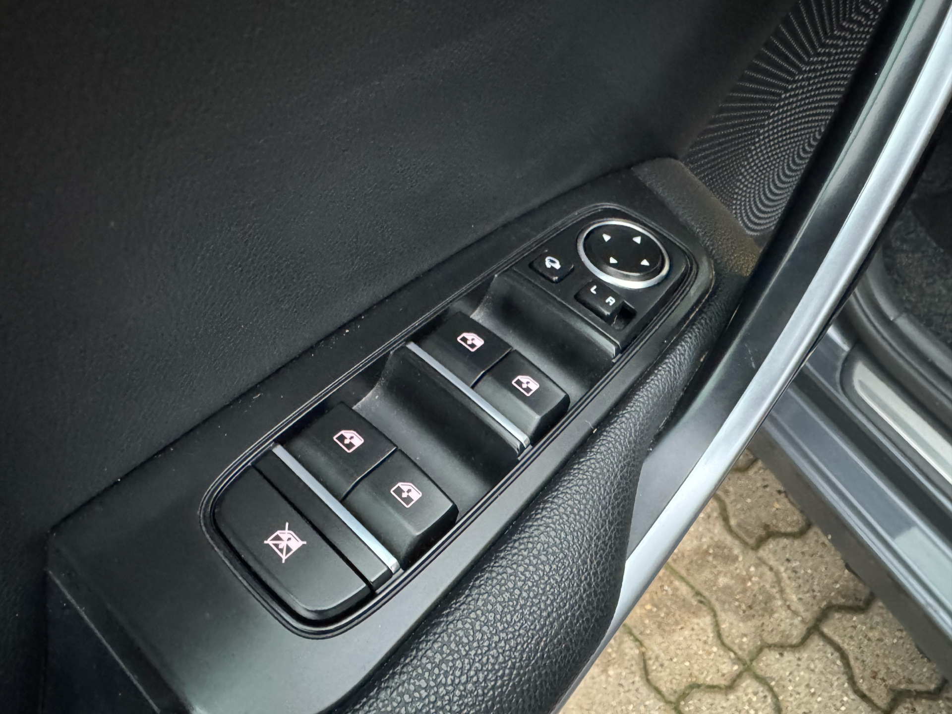 Billede af Kia Ceed SW 1,6 GDI PHEV  Plugin-hybrid Upgrade m/Plus DCT 141HK Stc 6g Aut.