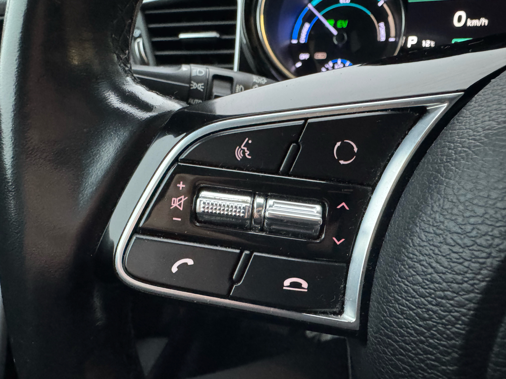 Billede af Kia Ceed SW 1,6 GDI PHEV  Plugin-hybrid Upgrade m/Plus DCT 141HK Stc 6g Aut.