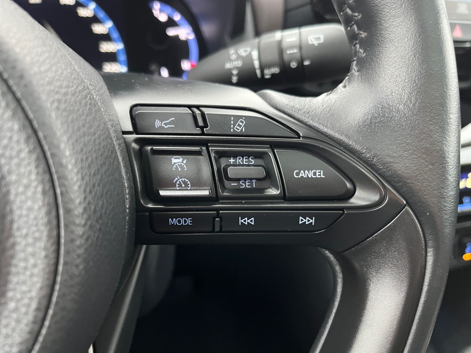 Billede af Toyota Yaris Cross 1,5 Hybrid Elegant 116HK 5d Trinl. Gear