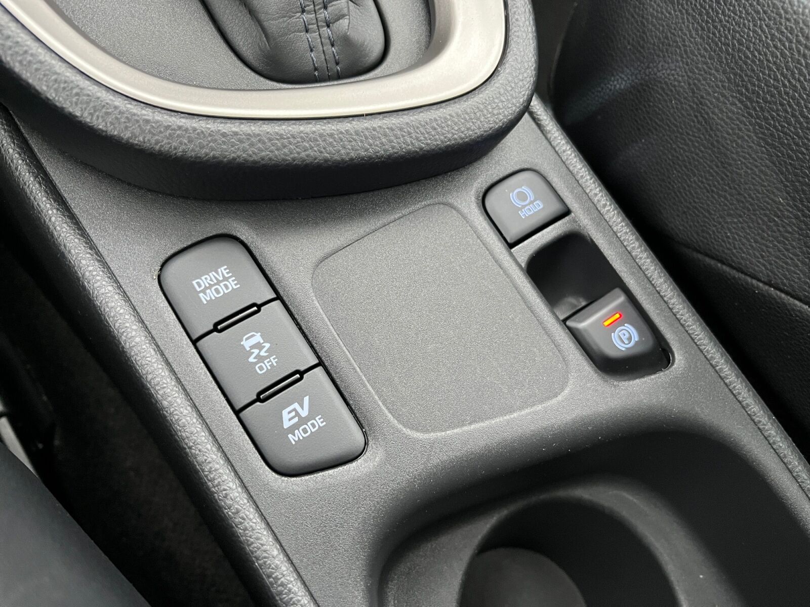 Billede af Toyota Yaris Cross 1,5 Hybrid Elegant 116HK 5d Trinl. Gear