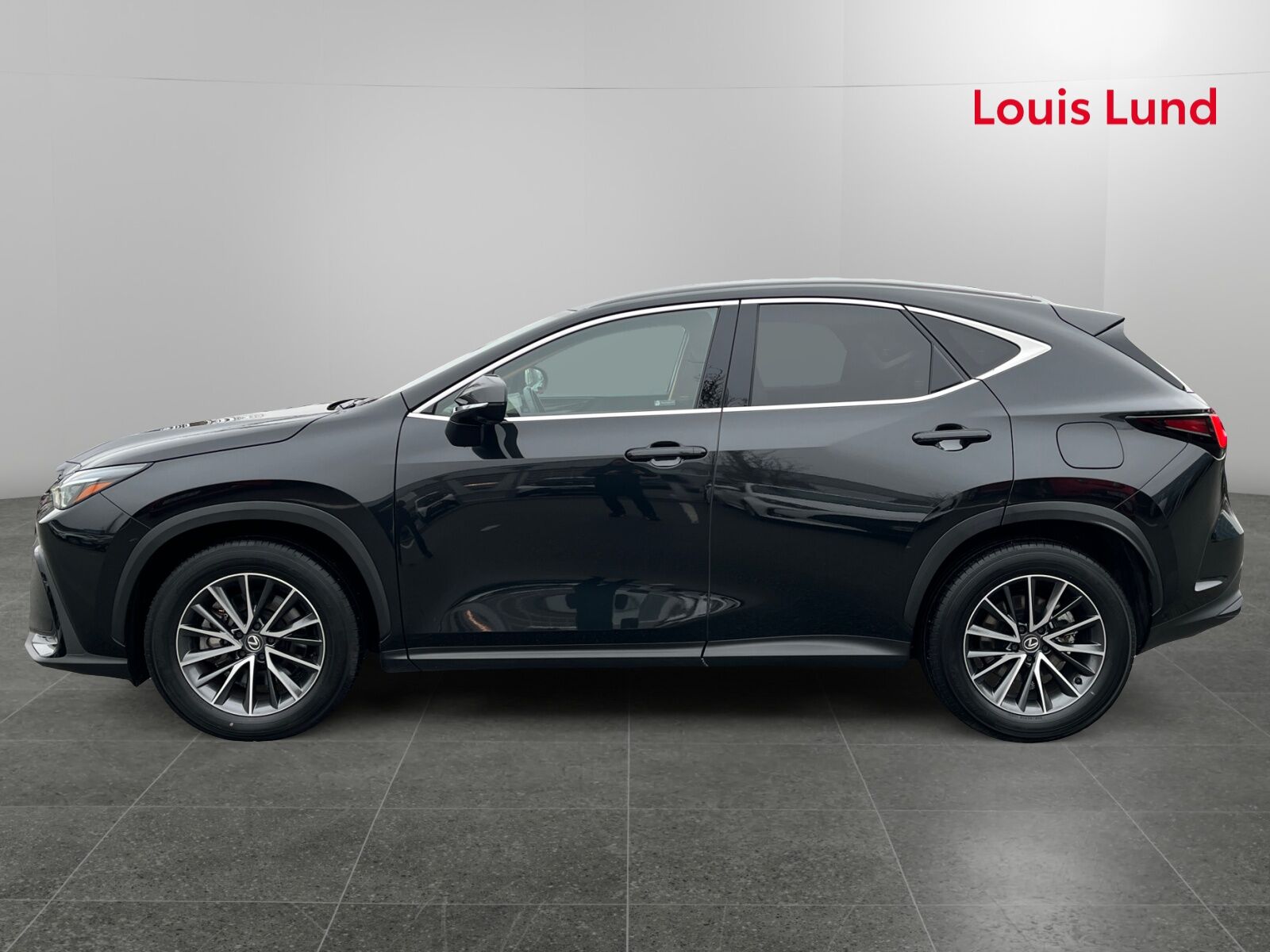 Billede af Lexus NX 450h+ 2,5 Plugin-hybrid Executive 4WD 309HK 5d Trinl. Gear