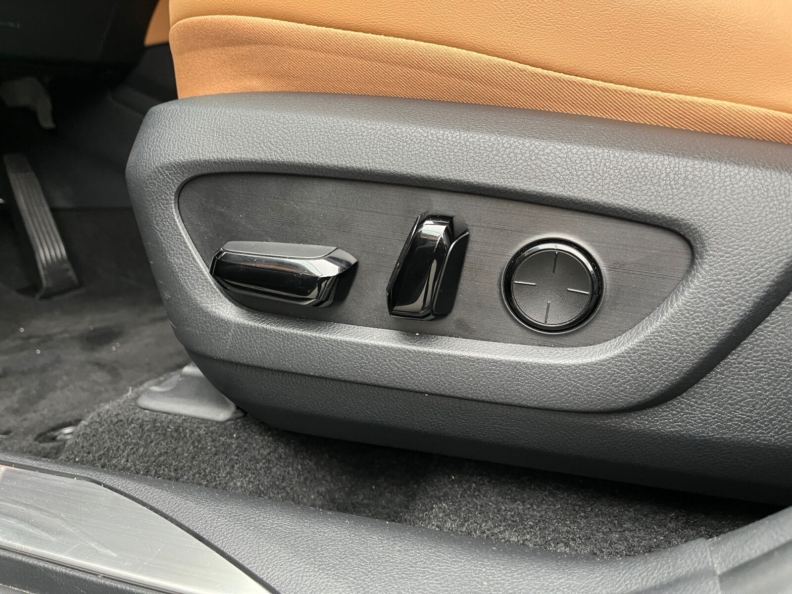 Billede af Lexus NX 450h+ 2,5 Plugin-hybrid Executive 4WD 309HK 5d Trinl. Gear