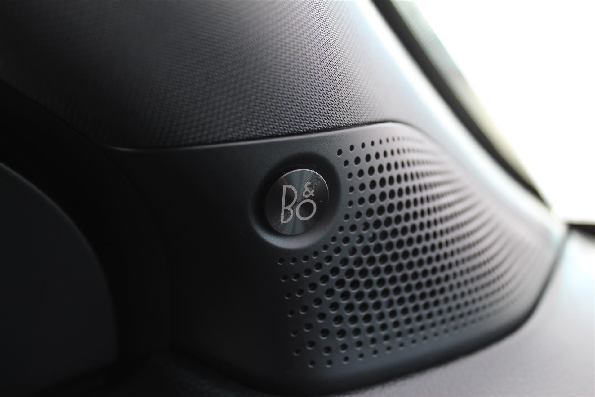 Billede af Ford Ranger Double Cab 2,3 EcoBoost Hybrid Wildtrak e-4WD 281HK Pick-Up 10g Aut.