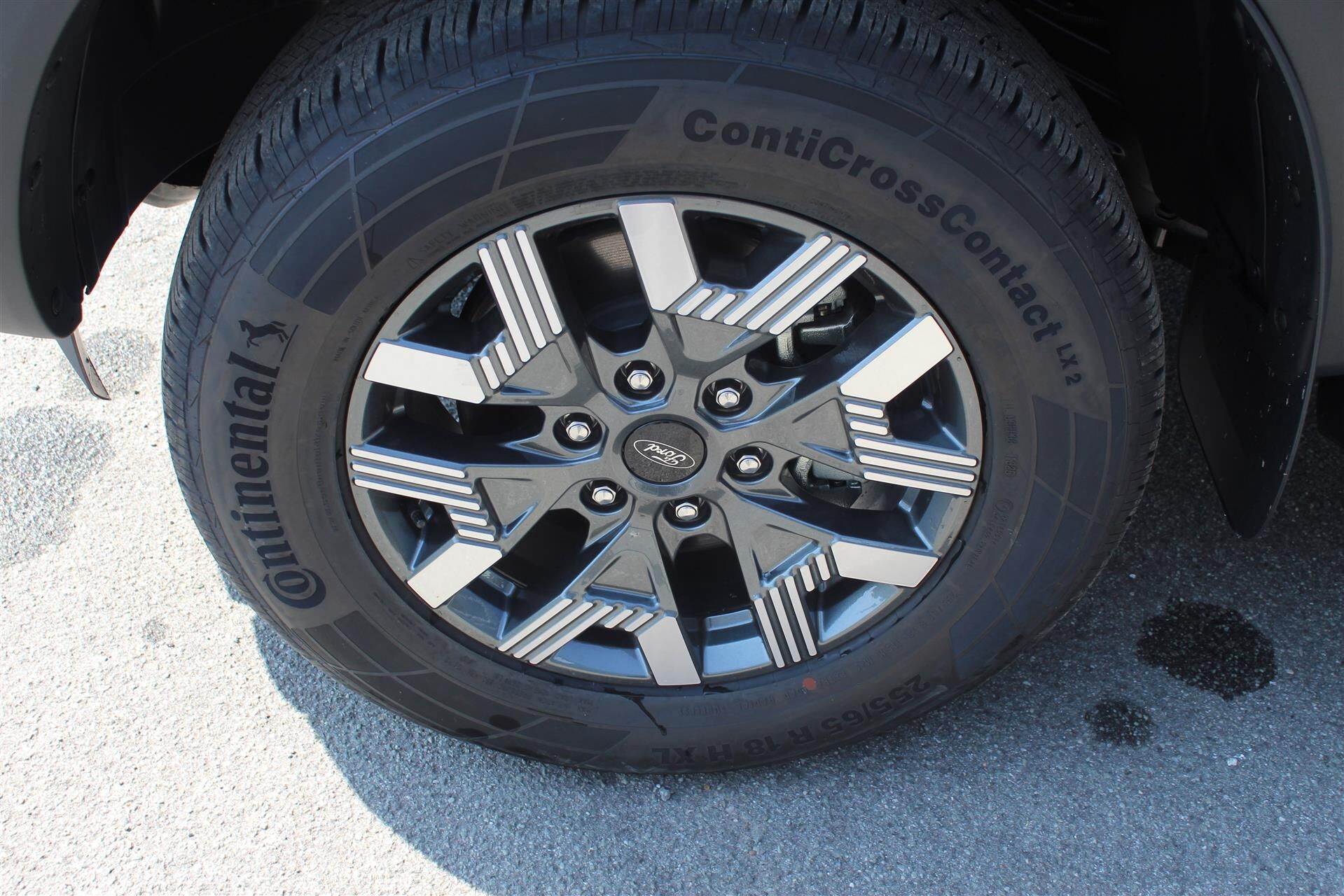 Billede af Ford Ranger Double Cab 2,3 EcoBoost Hybrid Wildtrak e-4WD 281HK Pick-Up 10g Aut.