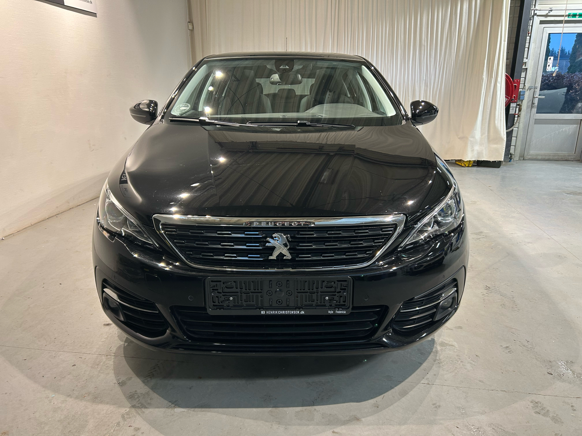 Billede af Peugeot 308 1,5 BlueHDi Selection Sky EAT8 130HK 5d 8g Aut.