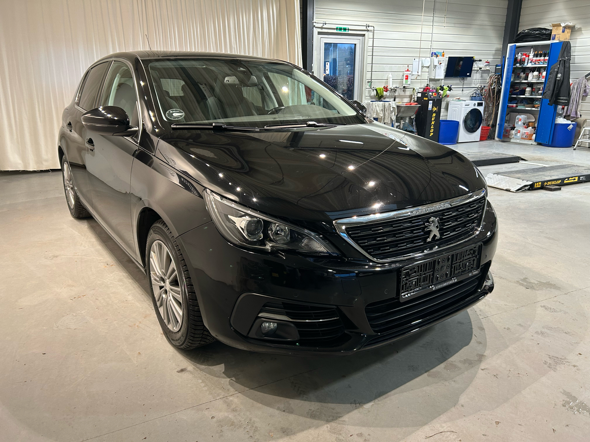 Billede af Peugeot 308 1,5 BlueHDi Selection Sky EAT8 130HK 5d 8g Aut.