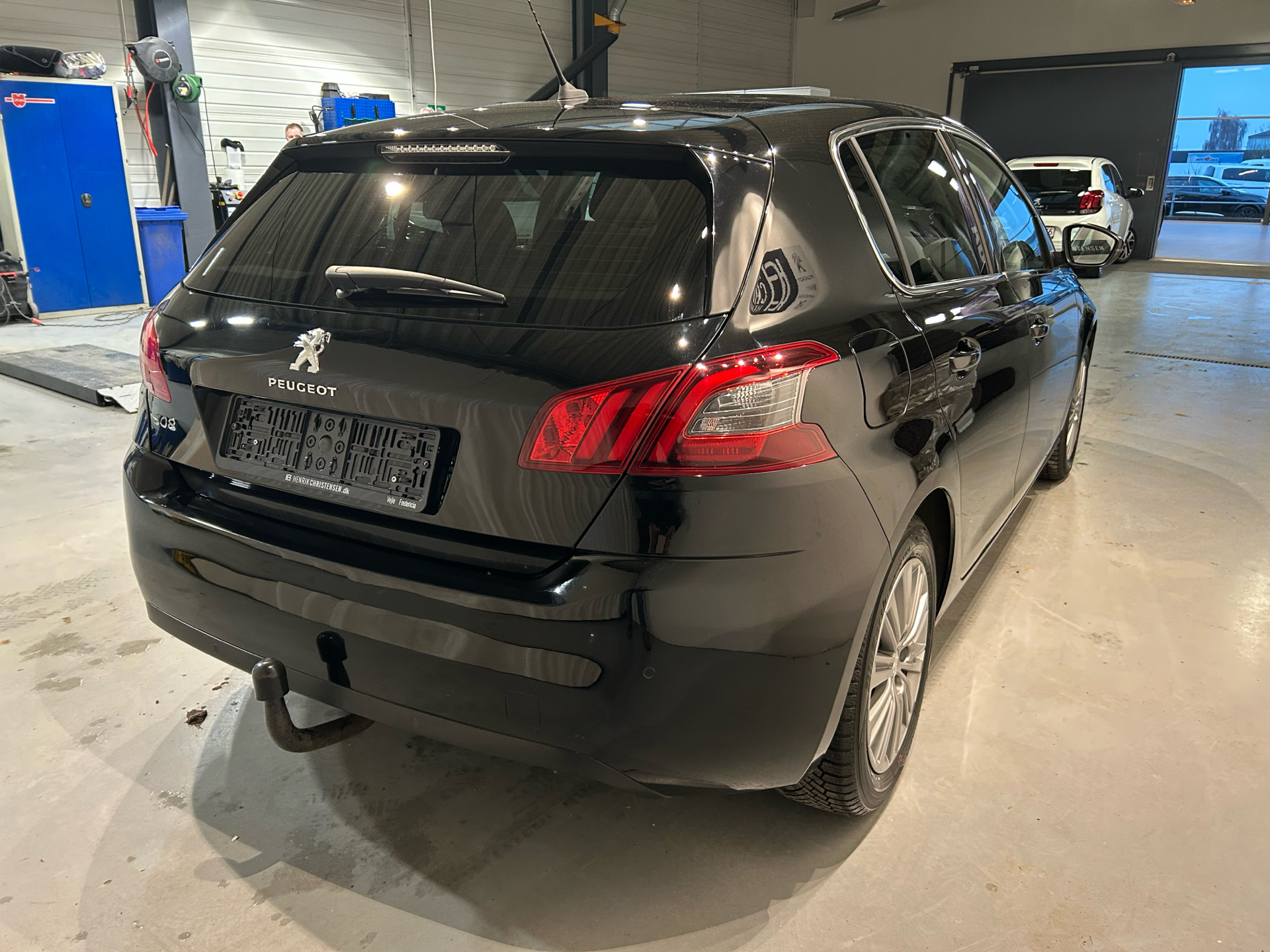 Billede af Peugeot 308 1,5 BlueHDi Selection Sky EAT8 130HK 5d 8g Aut.