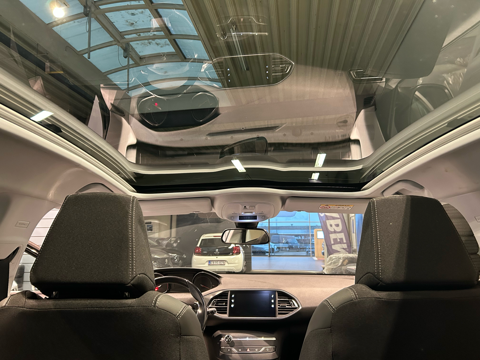 Billede af Peugeot 308 1,5 BlueHDi Selection Sky EAT8 130HK 5d 8g Aut.