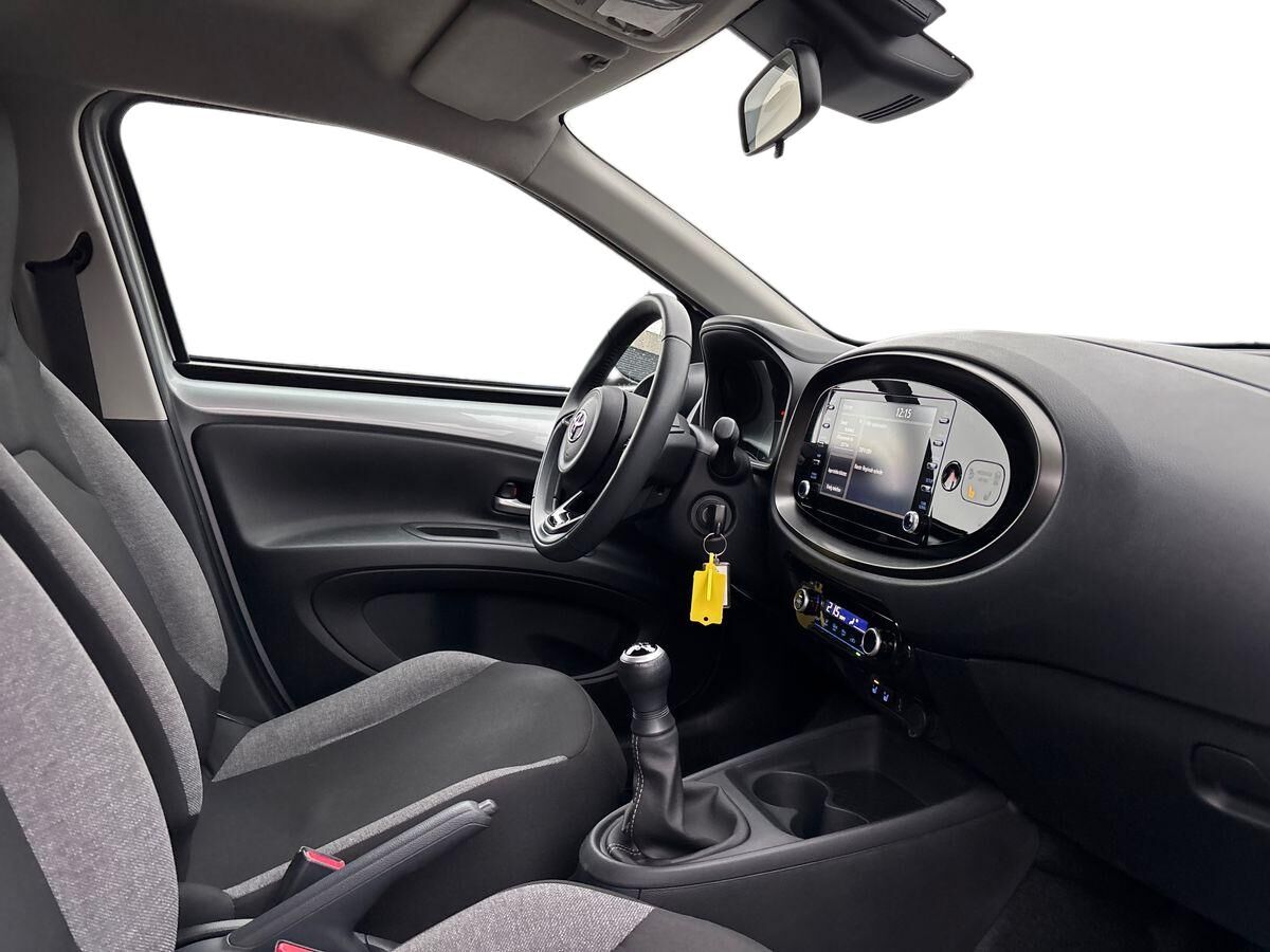 Billede af Toyota Aygo X 1,0 VVT-I Active 72HK 5d