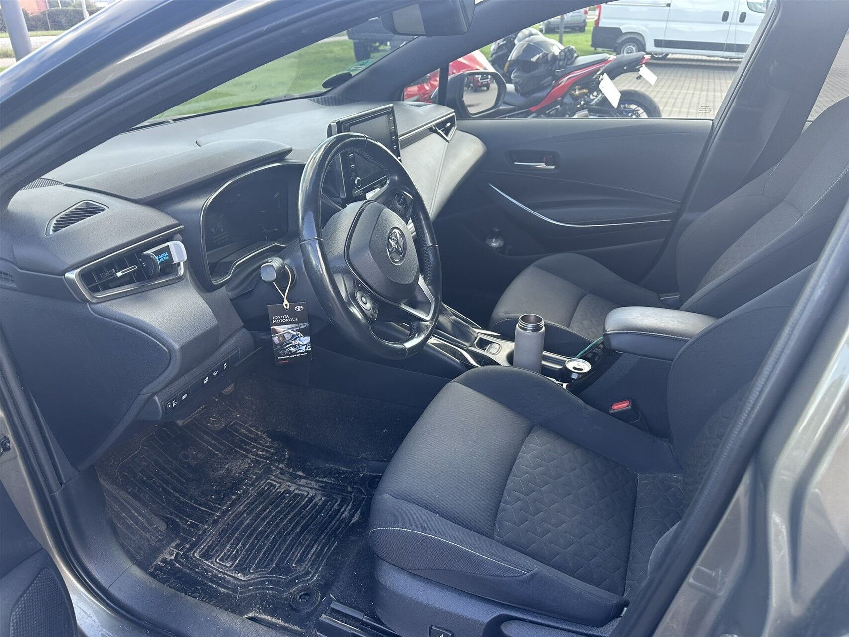 Billede af Toyota Corolla Touring Sports 1,8 Hybrid H3 Design E-CVT 122HK Stc Trinl. Gear