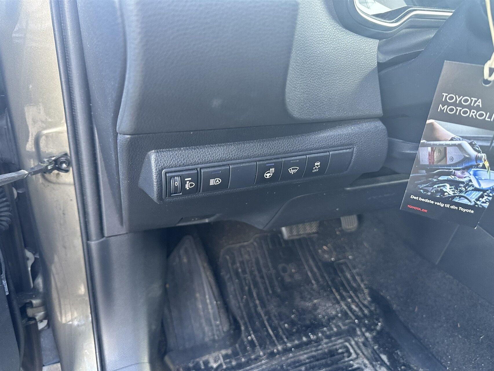 Billede af Toyota Corolla Touring Sports 1,8 Hybrid H3 Design E-CVT 122HK Stc Trinl. Gear