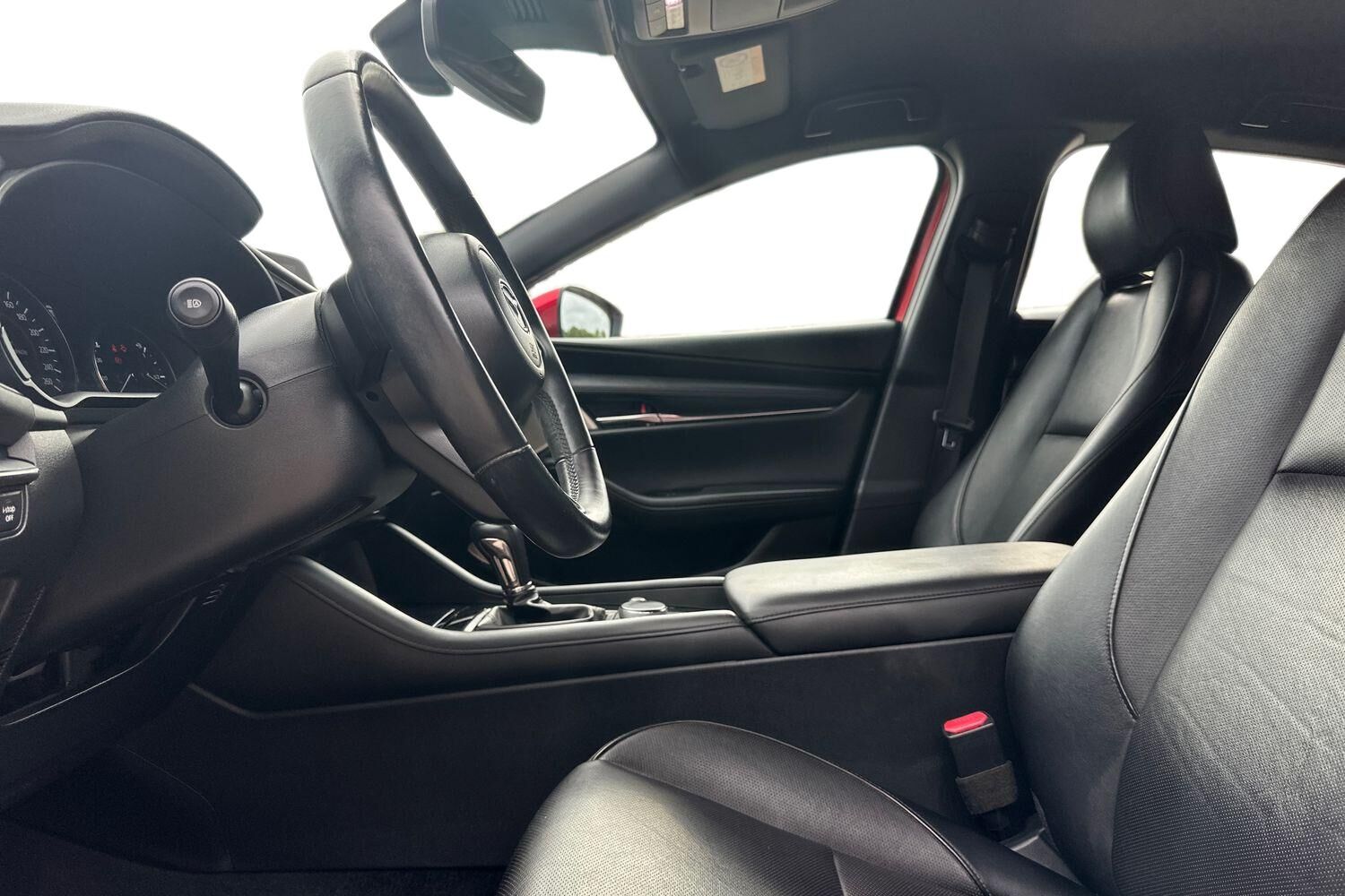 Billede af Mazda 3 2,0 Skyactiv-G  Mild hybrid Cosmo 122HK 5d 6g Aut.