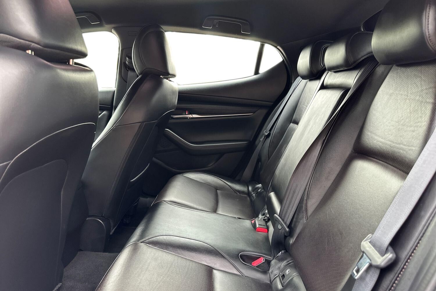 Billede af Mazda 3 2,0 Skyactiv-G  Mild hybrid Cosmo 122HK 5d 6g Aut.