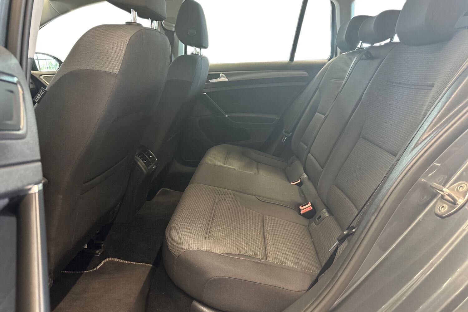 Billede af VW Golf Variant 1,5 TSI BMT EVO Comfortline Connect DSG 150HK Stc 7g Aut.